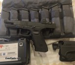 Glock 17 with RMR (RM06-C) 3.25 moa and 7 OEM Mags