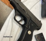 Colt All American 2000 9mm DA