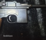 Mauser C96 'Broomhandle'