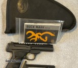 Browning Buck Mark 